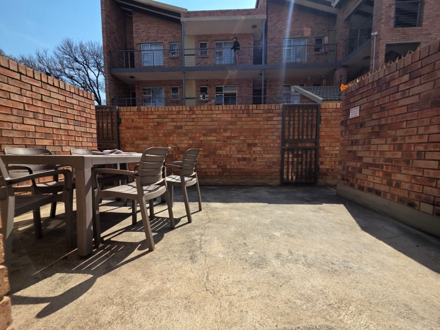 1 Bedroom Property for Sale in Die Bult North West